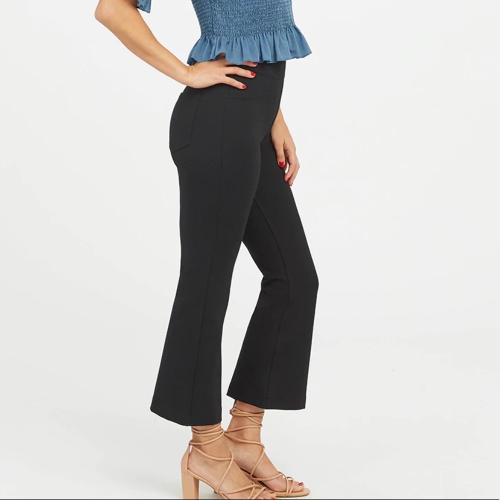 SPANX Cropped Flare black pants
